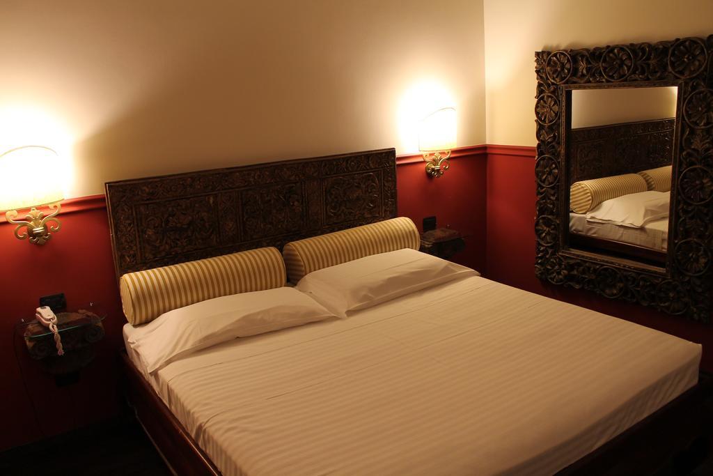 Hotel Don Carlo Broni Exterior foto